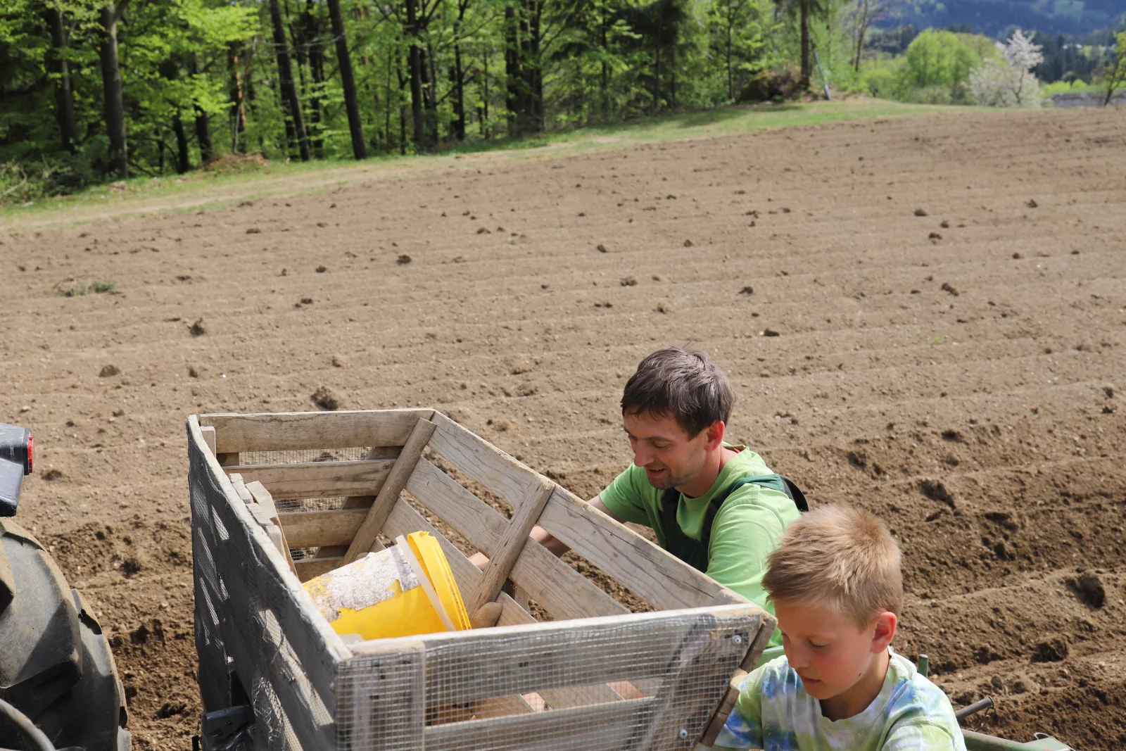 MyVillages, Alte Böden–Neue Standbeine (Old Soils–New Foundations), Festival der Regionen, 2019. Family Schmiedberger, Perg (Seed Potatoes). Photo by Wapke Feenstra